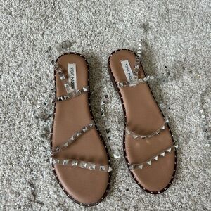 Steve Madden Travel Clear Silver  Studded Sandals 10